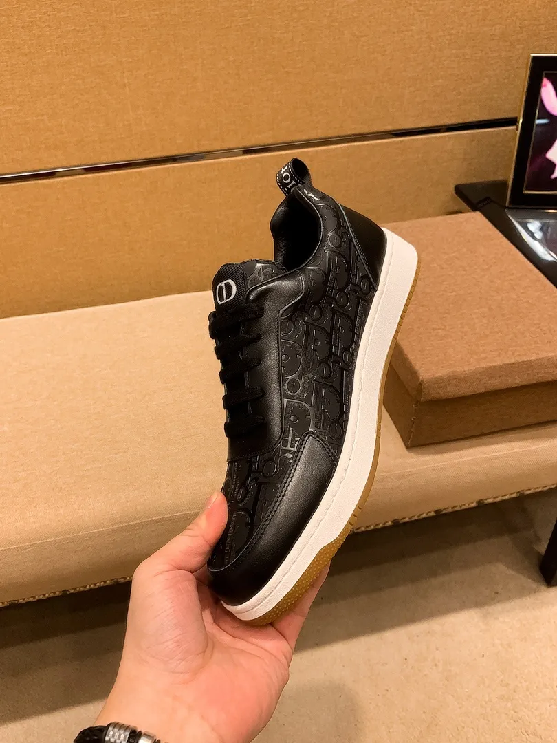 Men's shoes💰 420💰 [Dior] high-end men's shoes brand official website 1:1 latest masterpiece: the upper is made of Italian imported first-layer cowhide with a comfortable and breathable lining ➕original non-slip and wear-resistant outsole🔥, making walking more convenient and comfortable! An exclusive new model, a stunning work, a beautiful 1:1 replica [color] compared to the official quality! Create a fashionable personality to set off your uniqueness! A must-have for trendy men! Classic 🔥Size: 38-44 Color: 🔥 2⃣️colors available🔥.